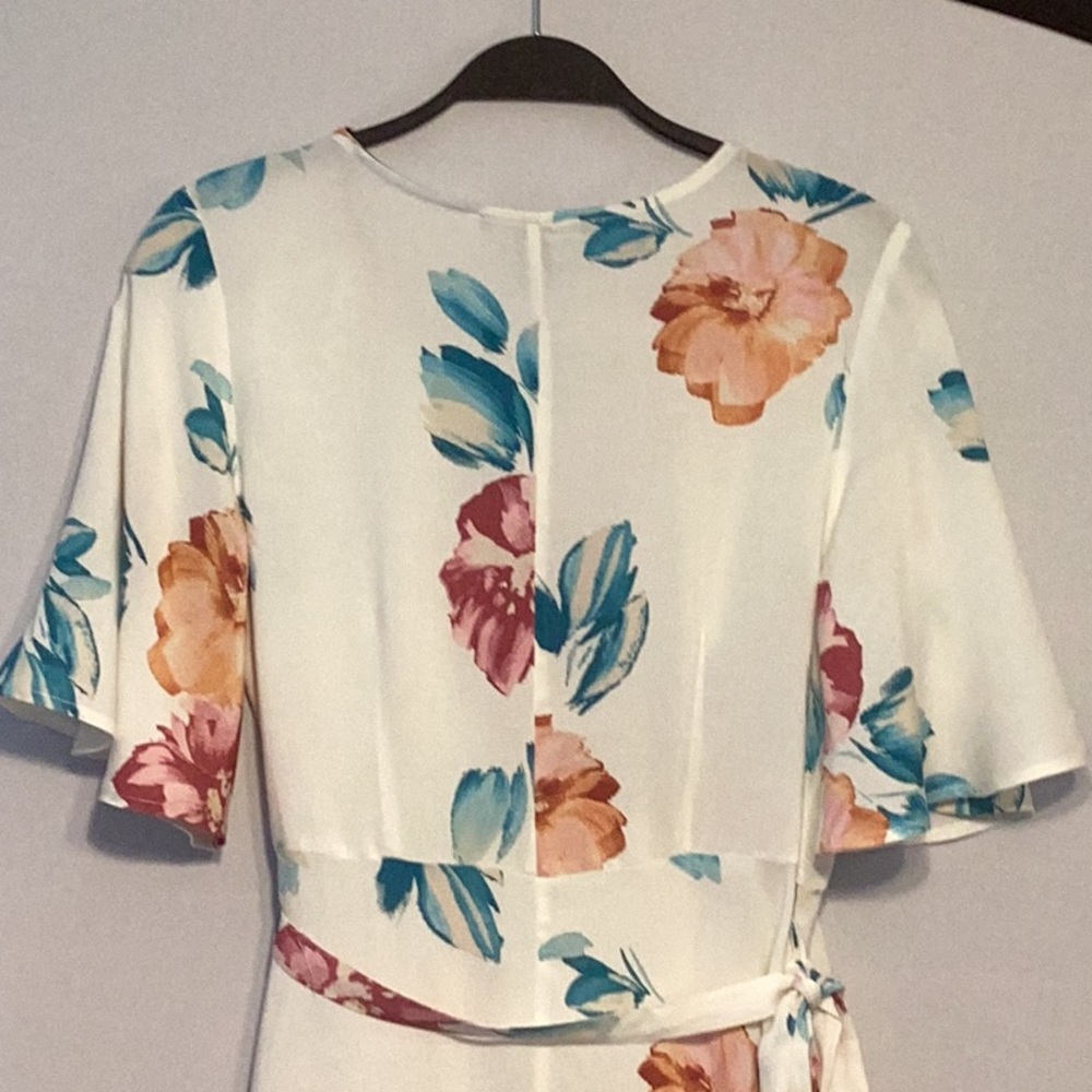 Forever 21 floral wrap high/low dress size small - Picture 5 of 8